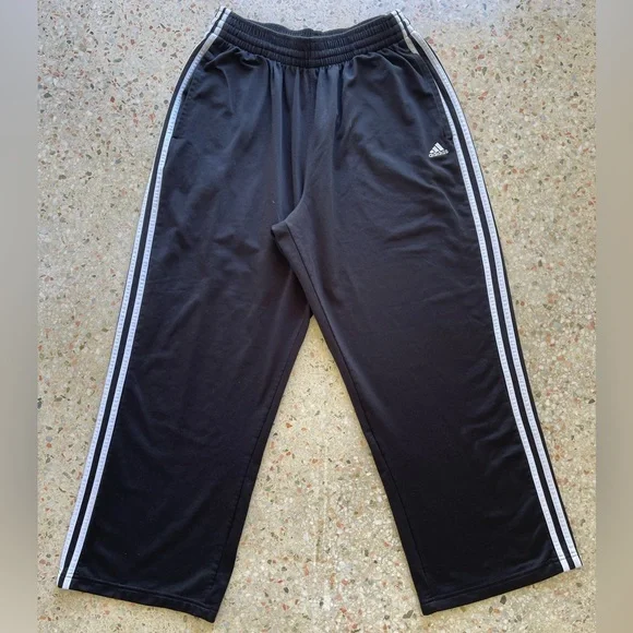 Adidas Black and White Tripped Athletic winter Pants Brand New ! Size M - Picture 2 of 4